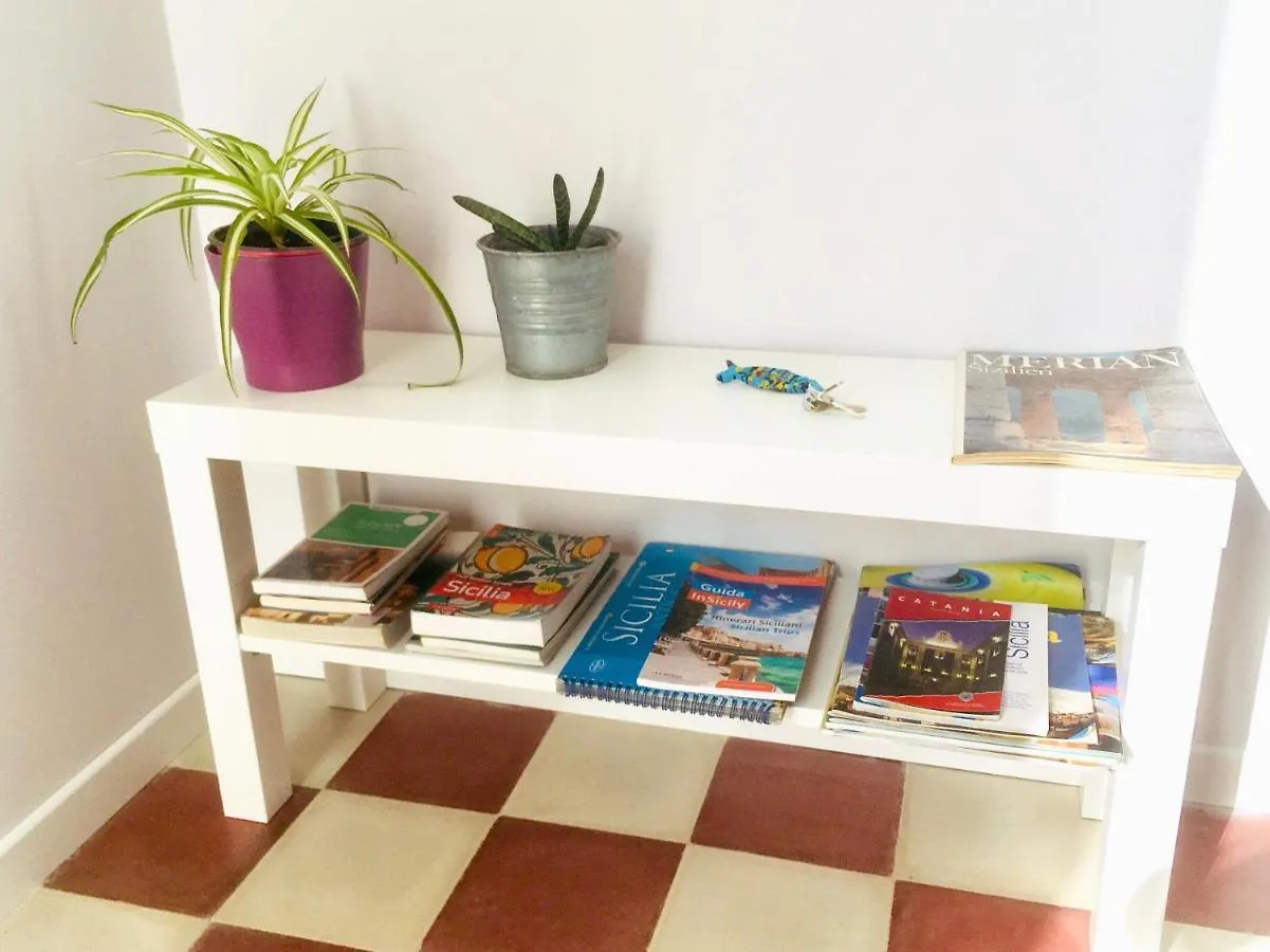 Il Giardino Delle Zagare - Miniappartamento Tra Etna E Mare Riposto Apartment